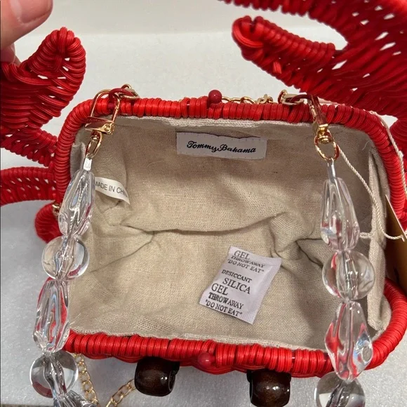 Tommy Bahama red wicker crab crossbody bag purse NWT - Picture 4 of 5